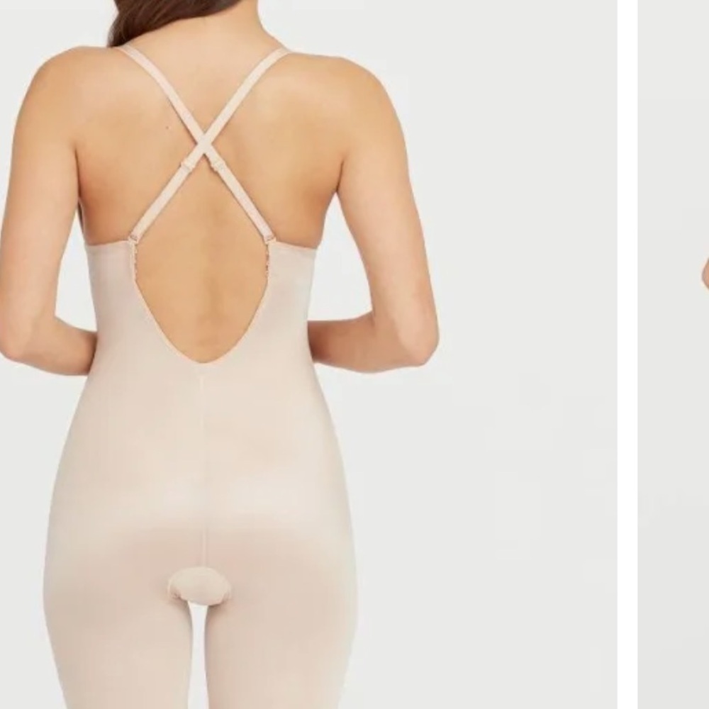 NWT 🆕SPANX Suit Your Fancy Convertible Strap Bodysuit! Color nude retail $148 - Picture 4 of 8